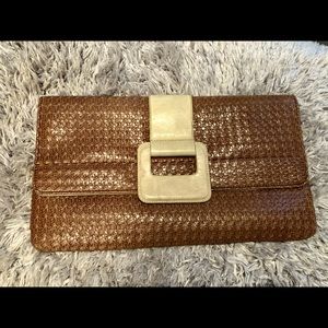 Brown(ish)/Cream(ish) Clutch